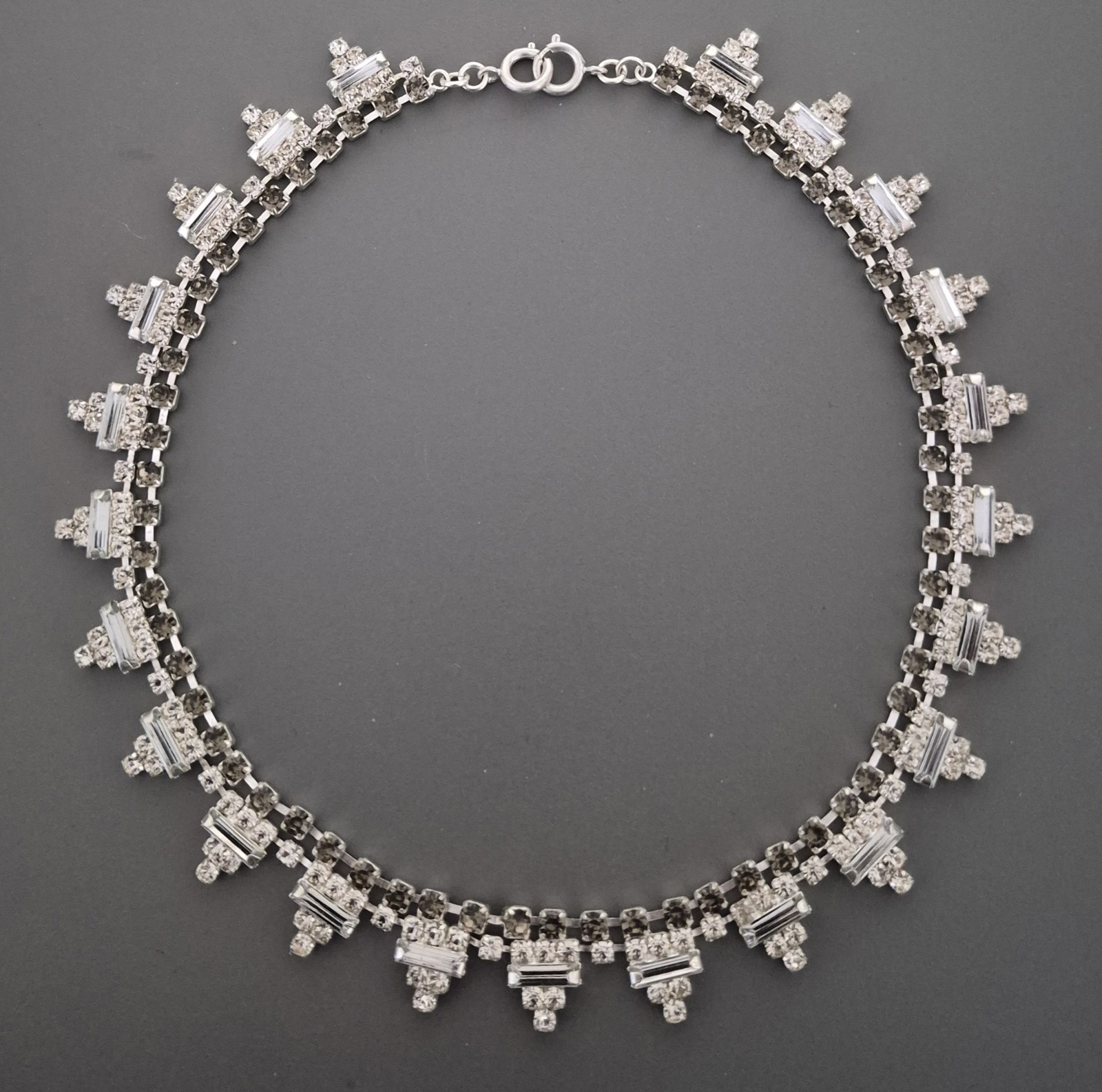 Vintage Deco Revival Necklace – Gray Clear Rhinestone – Silver Tone 16”