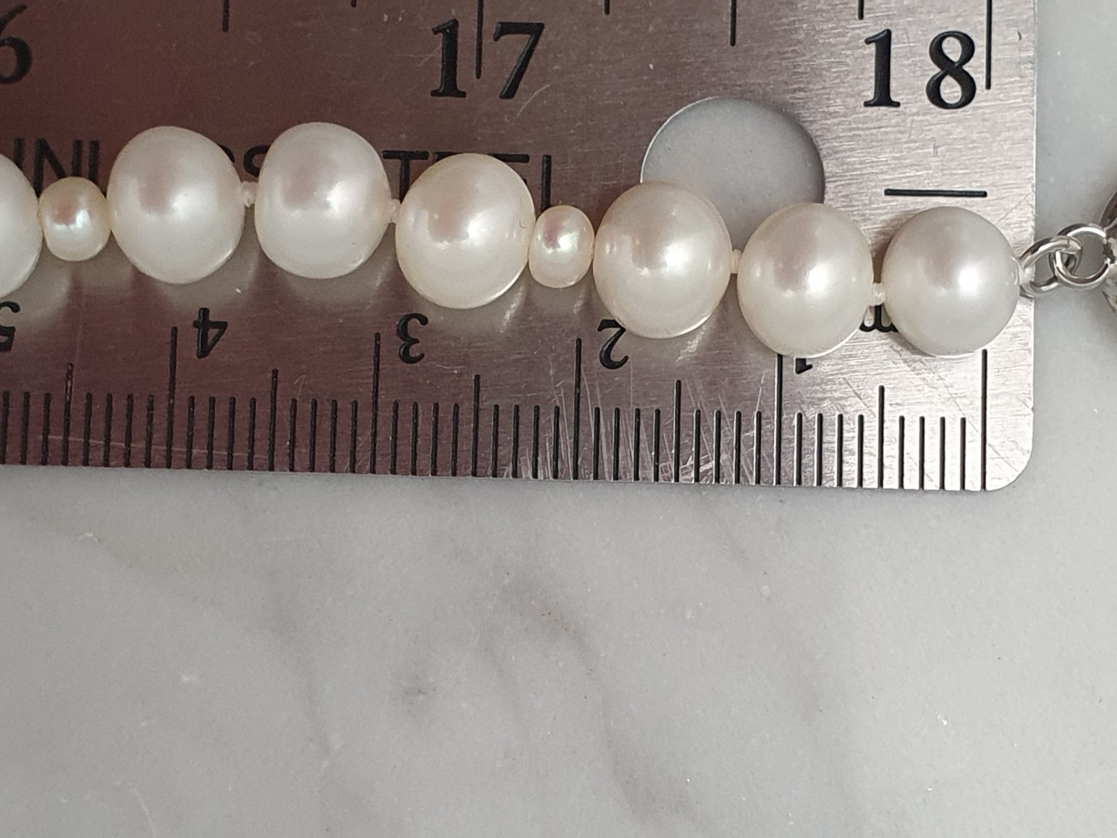 Single Strand Freshwater Pearl Necklace 17″ White Traditional Gift Natural