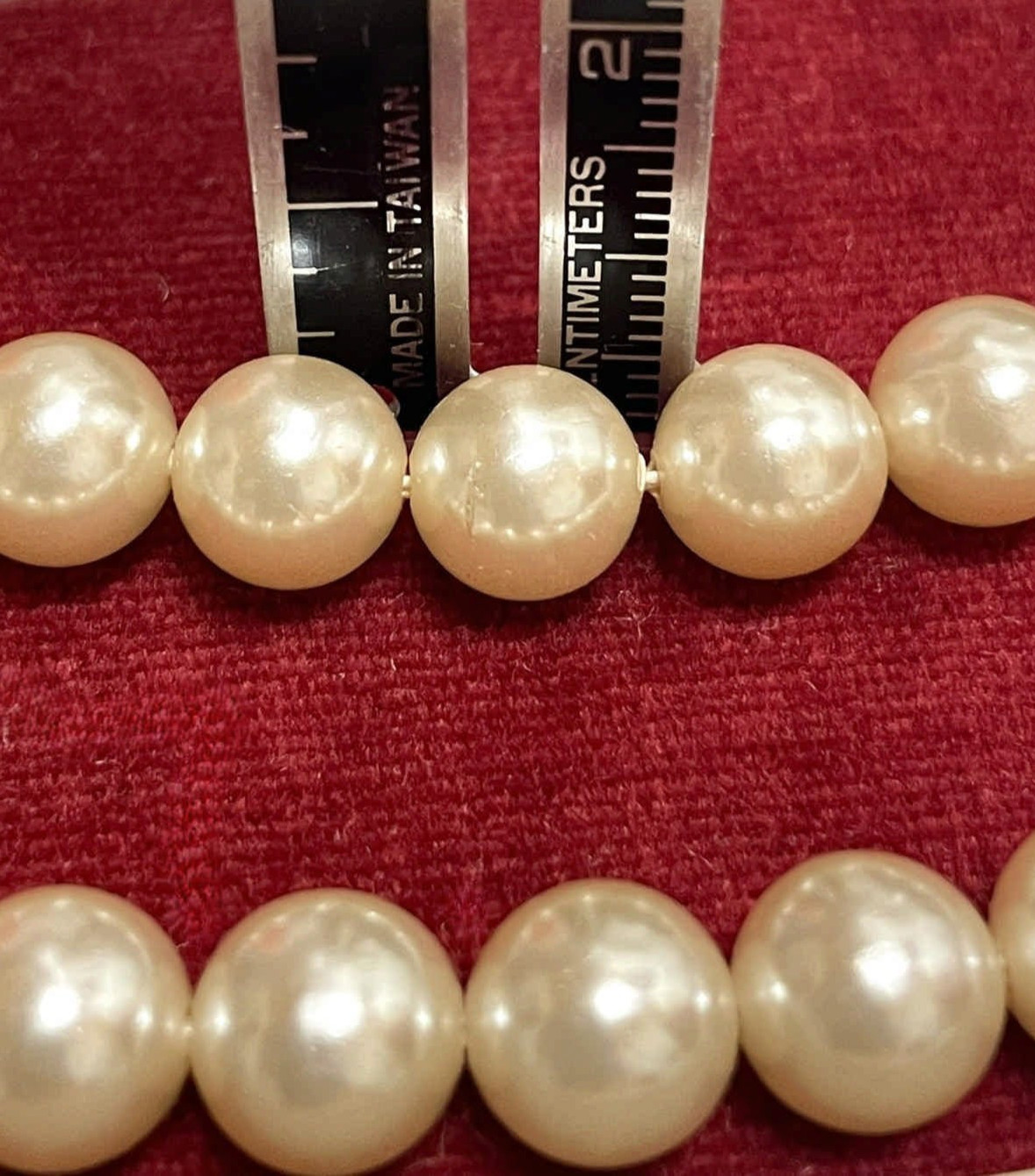 Vintage Double‑Strand Faux Pearl Sweater Guard – Japan Nissei Co. – Original Box