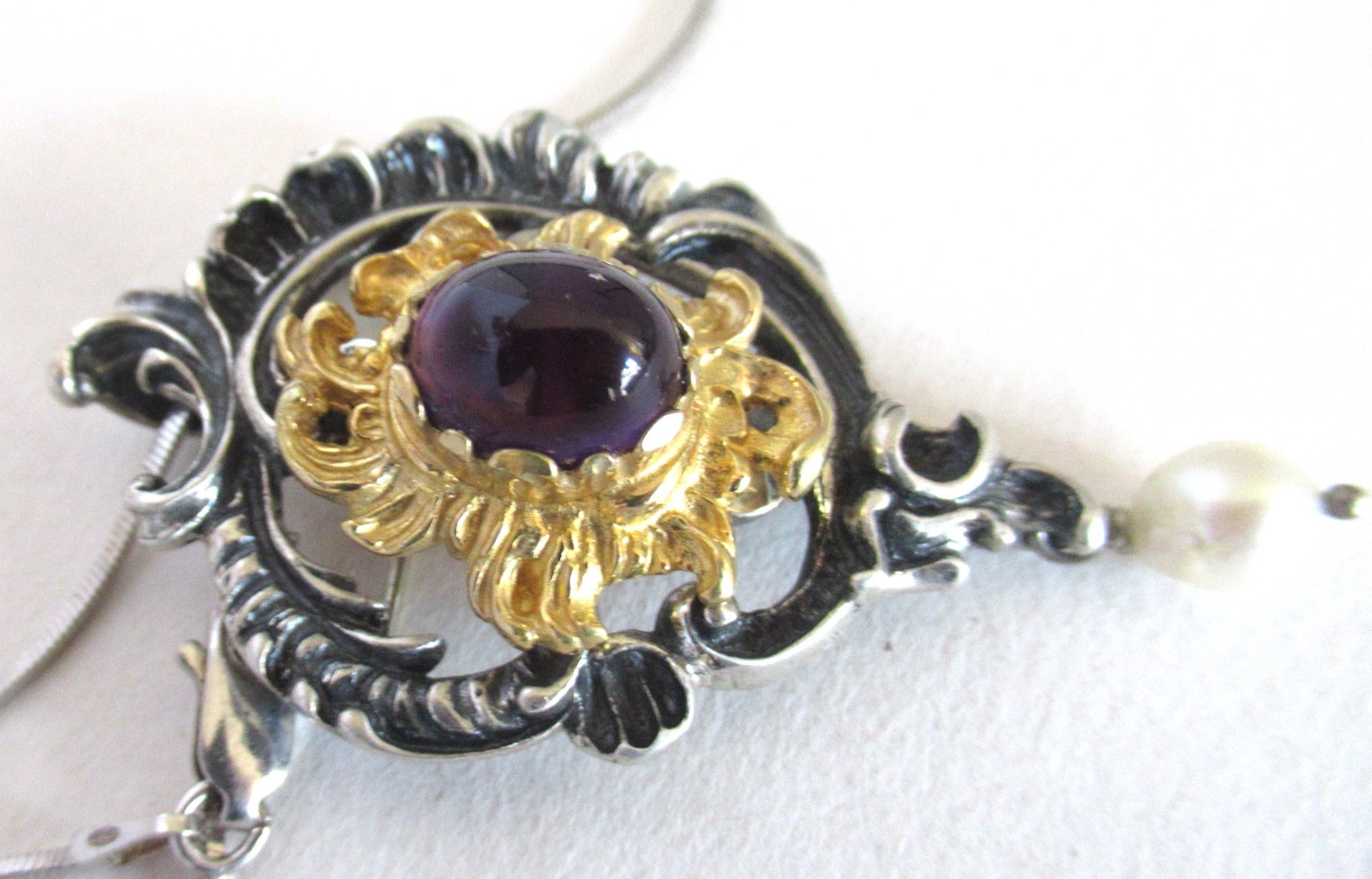 VINTAGE EUROPE 835 STERLING & GOLD PENDANT NECKLACE 2.10 INCHES AMETHYST & PEARL