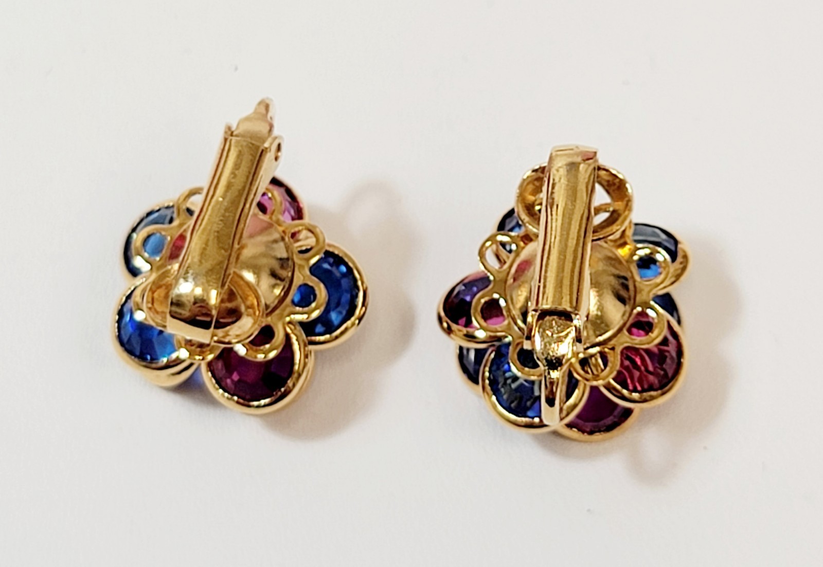 Swarovski Bezel Set Jewel Tone Crystal 3D Flower Earrings Vintage Multicolor