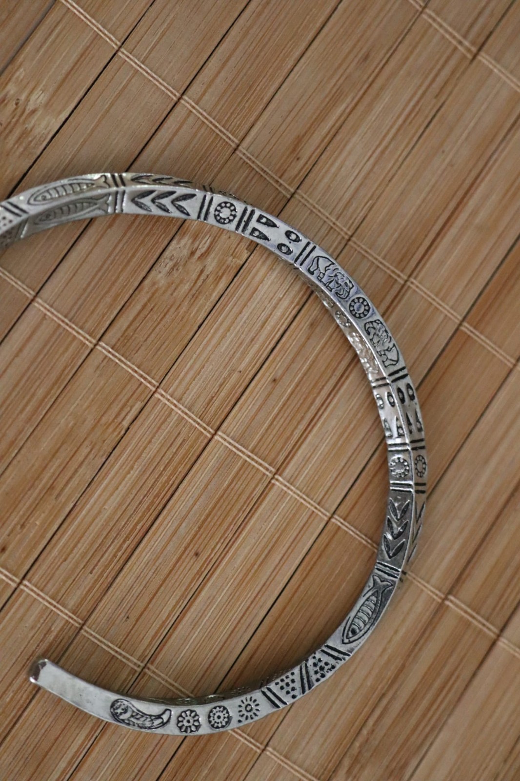 Vintage Tribal Silver Tone Cuff Bracelet Men’s Ethnic Engraved Adjustable