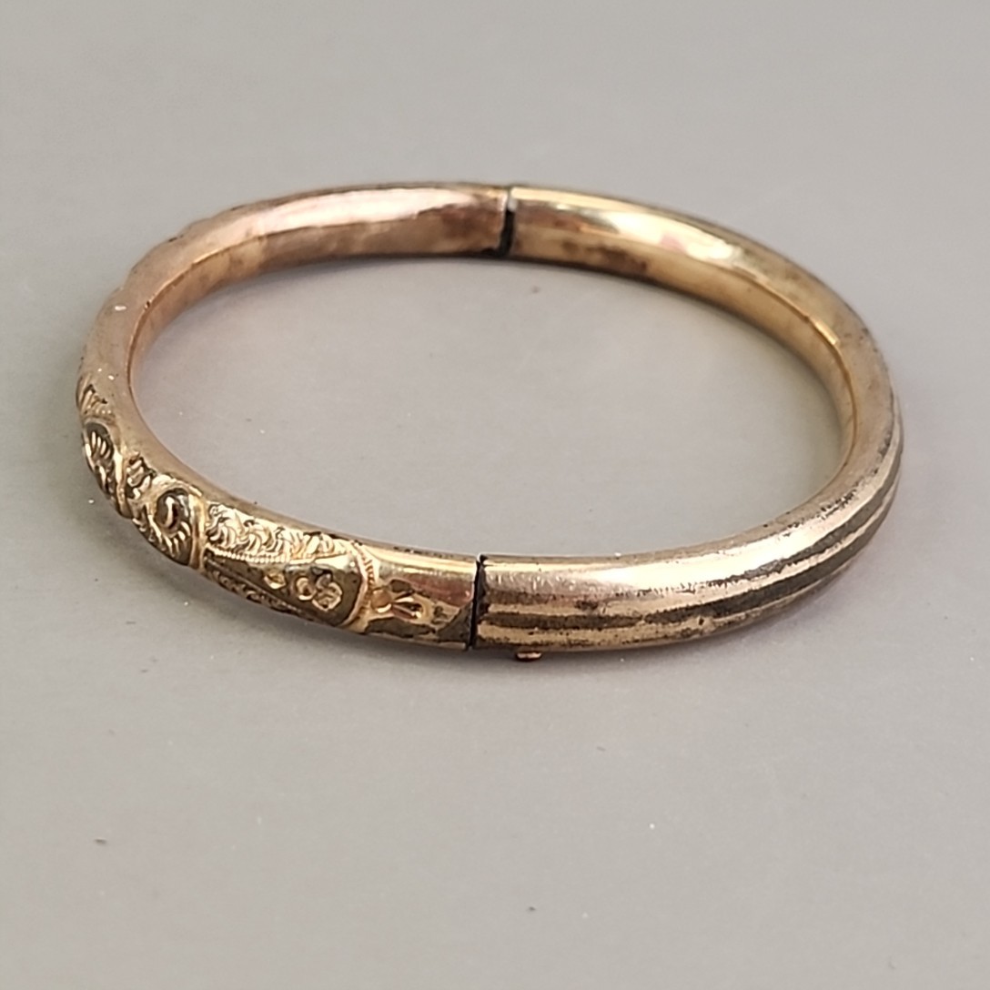 Antique Victorian Bangle Bracelet Floral Motif Etched HP Gold Filled 6.25″