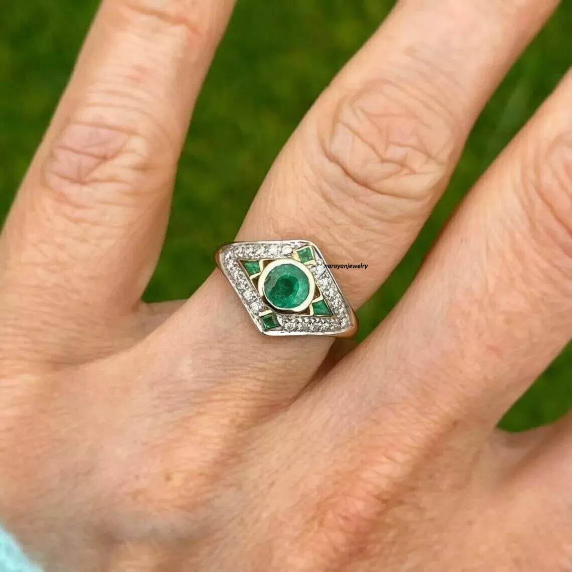 Art Deco Vintage Round Cut Emerald & Lab Created Diamond 925 Silver Wedding Ring