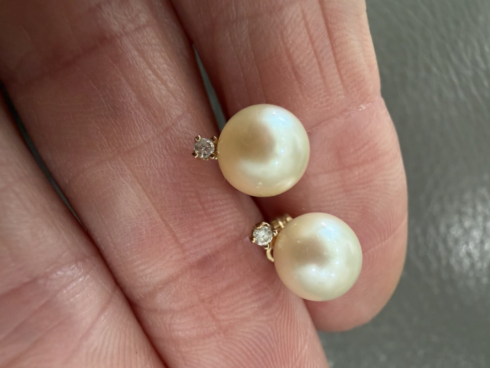 14 kt / 585 Estate Gold Pearl diamond Earrings – STUNNING Pair – 5mm 14k