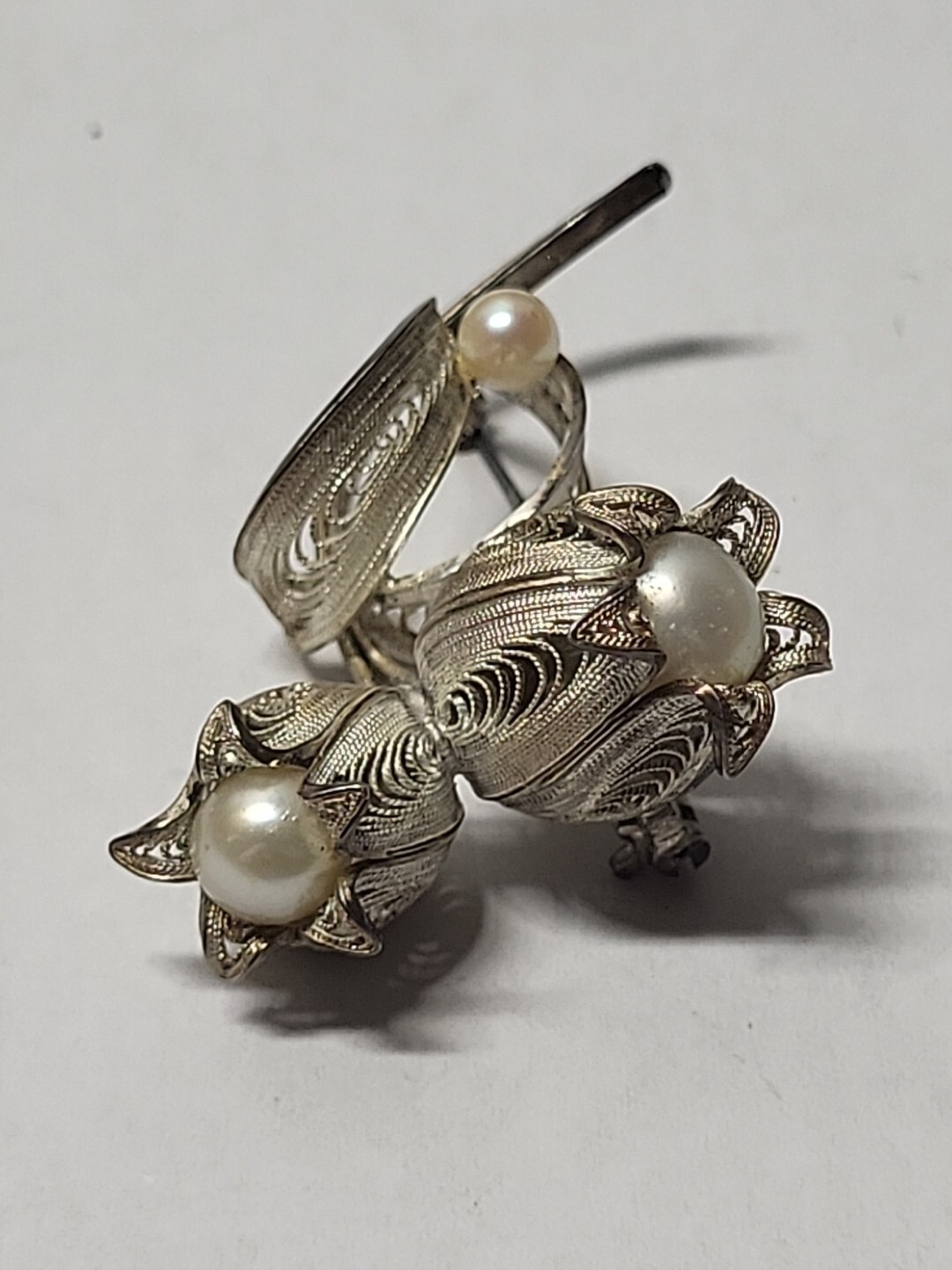 Sterling Silver Filigree Flower Vintage Japanese Akoya Cultured Pearl Brooch
