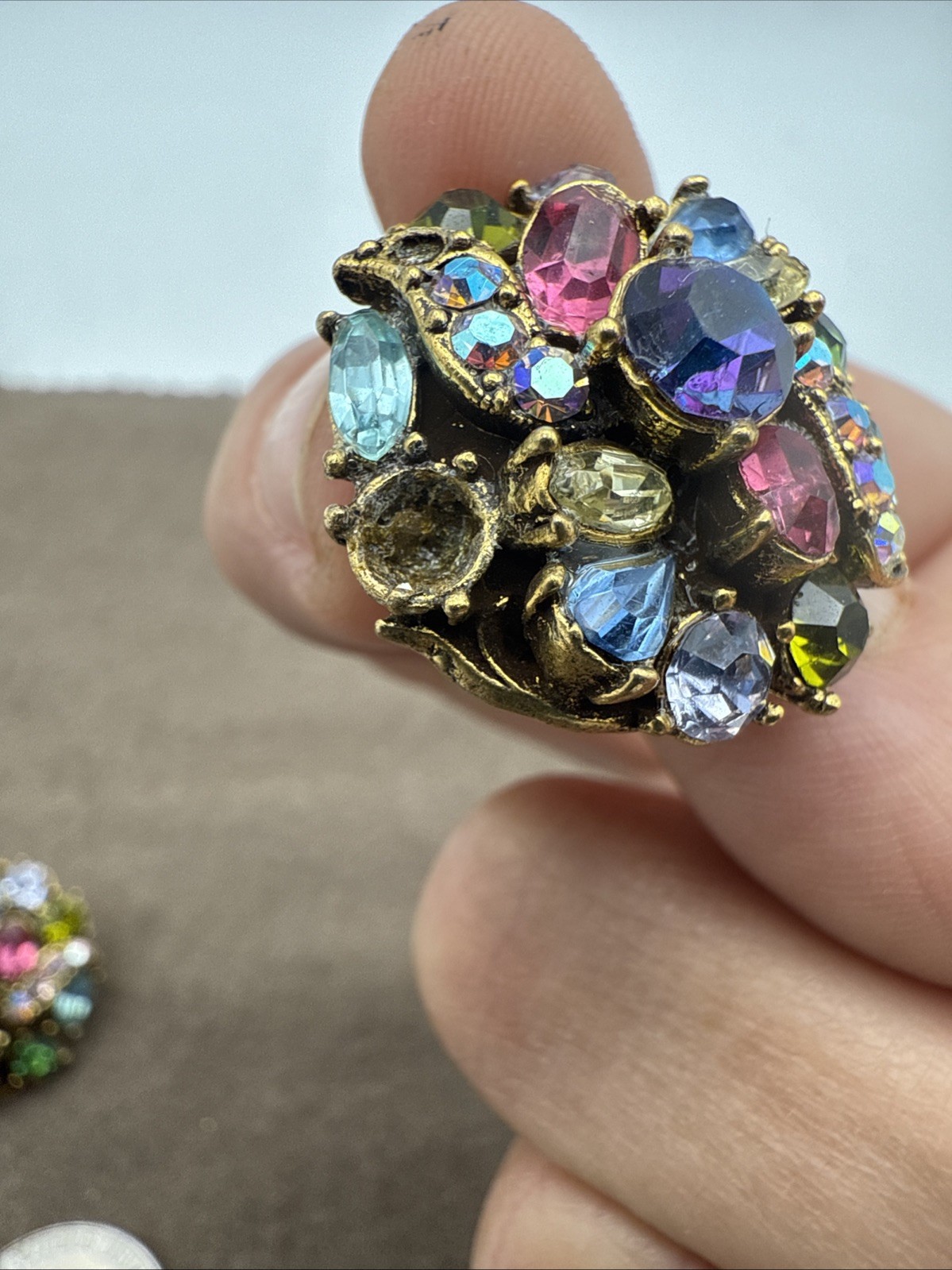 1950’s HOLLYCRAFT signed Multicolor Pastel Rhinestones Earrings READ