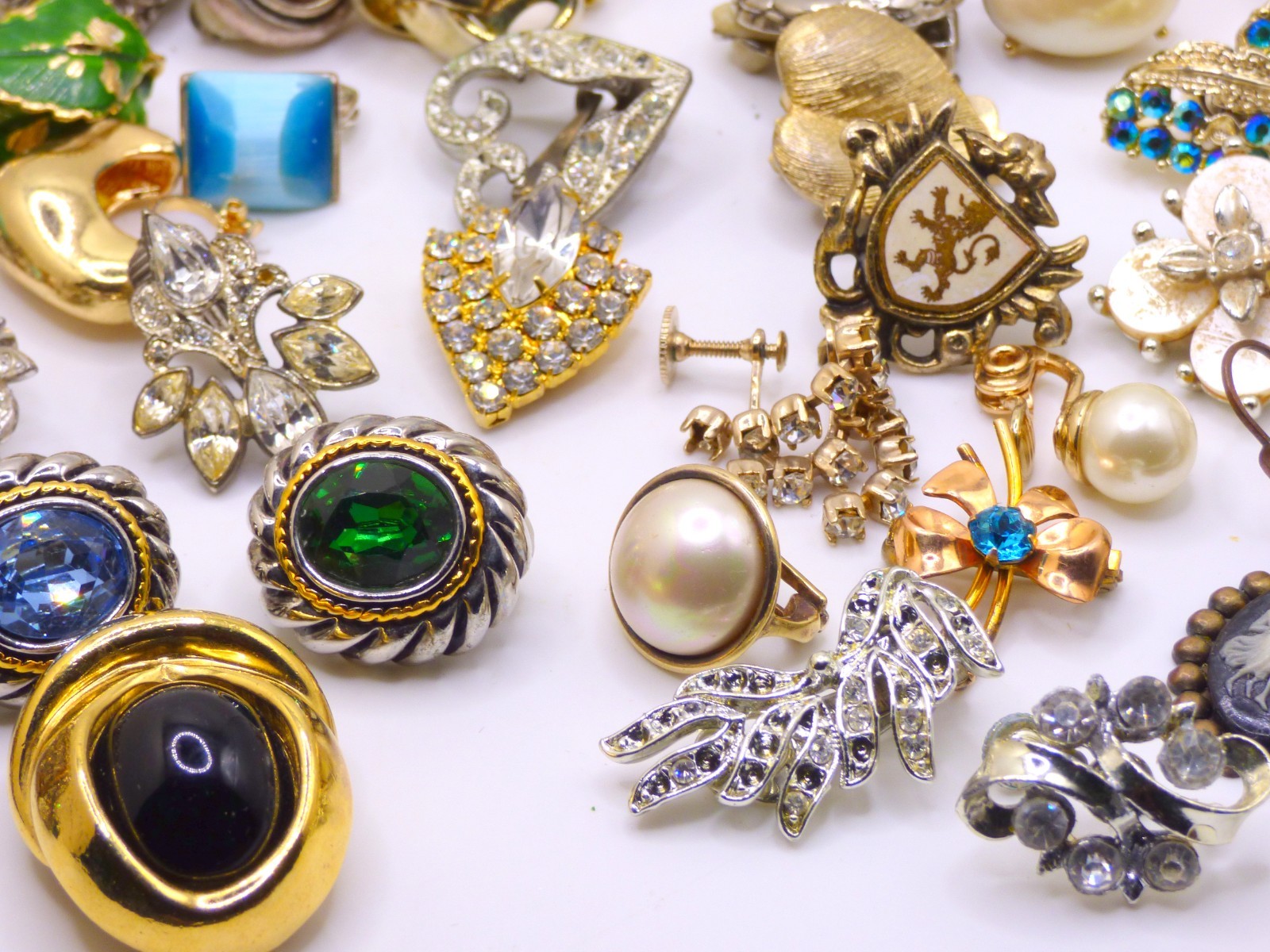🌷 Vintage Lot of Over 85 Single 1.7 lb Lots of Signed~CINER + Clip On Earrings