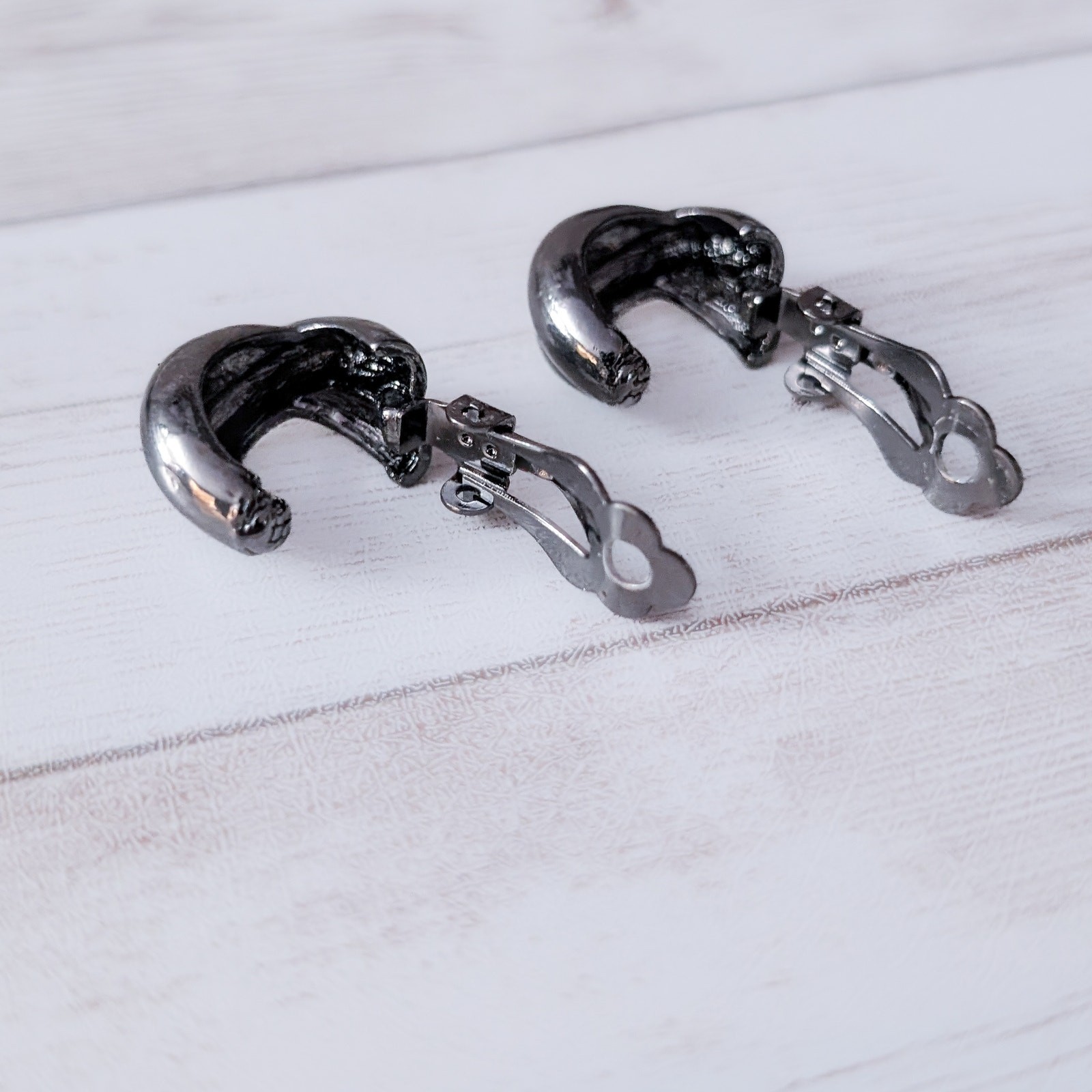 Vintage Clip On Earrings Dark Grey Twisted Chunky Hoops