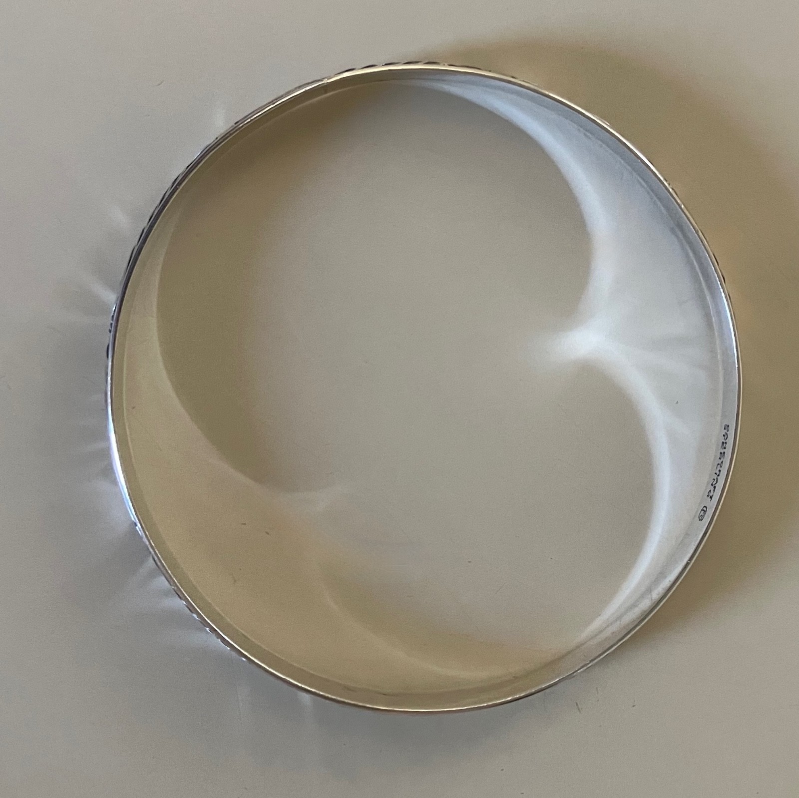 VINTAGE STERLING SILVER ART DECO JAZZ REPOUSSE PATTERN DANECRAFT BANGLE BRACELET