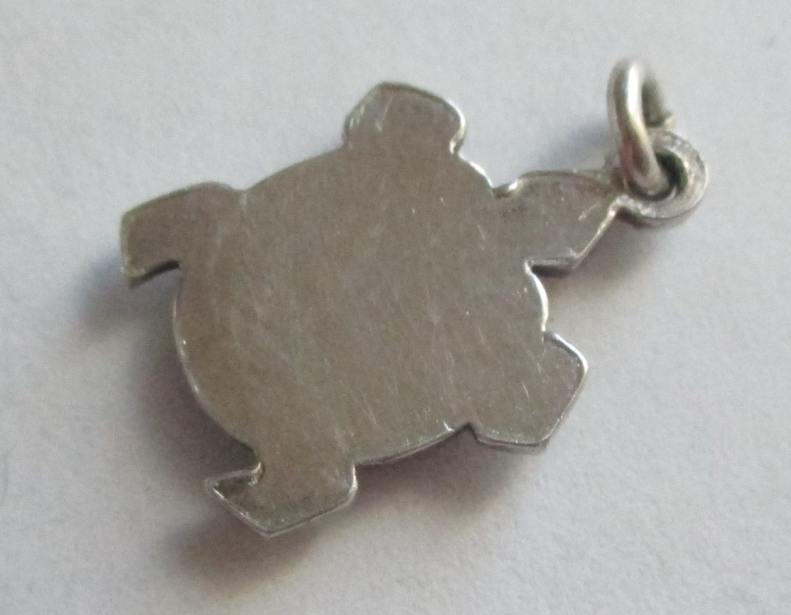 11/16in VINTAGE STERLING SILVER RED ENAMEL SEA TURTLE ANIMAL CHARM