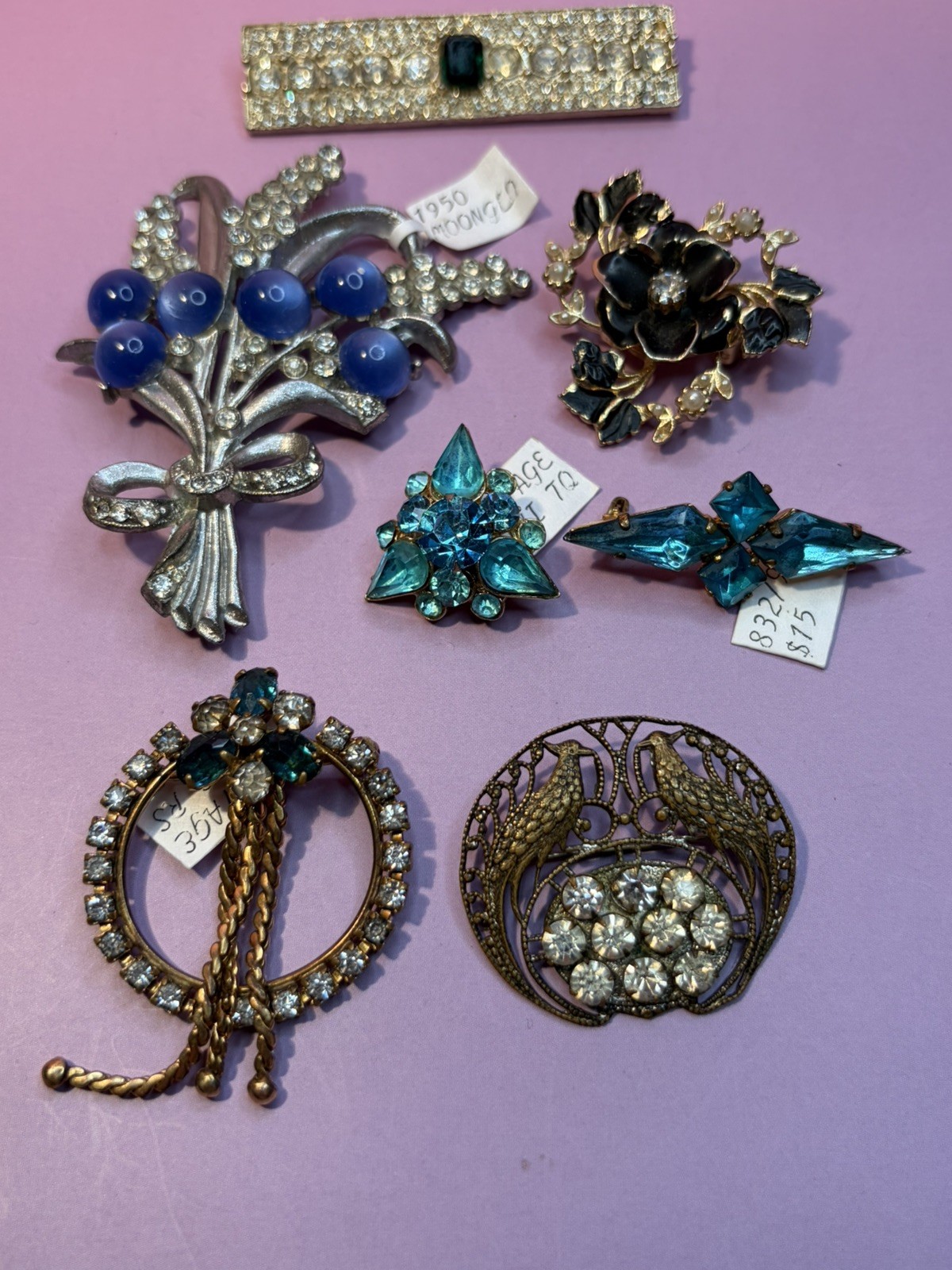CLEARANCE 65+ Luxury Lot of Vintage and Used Brooches/pendants several Signed
