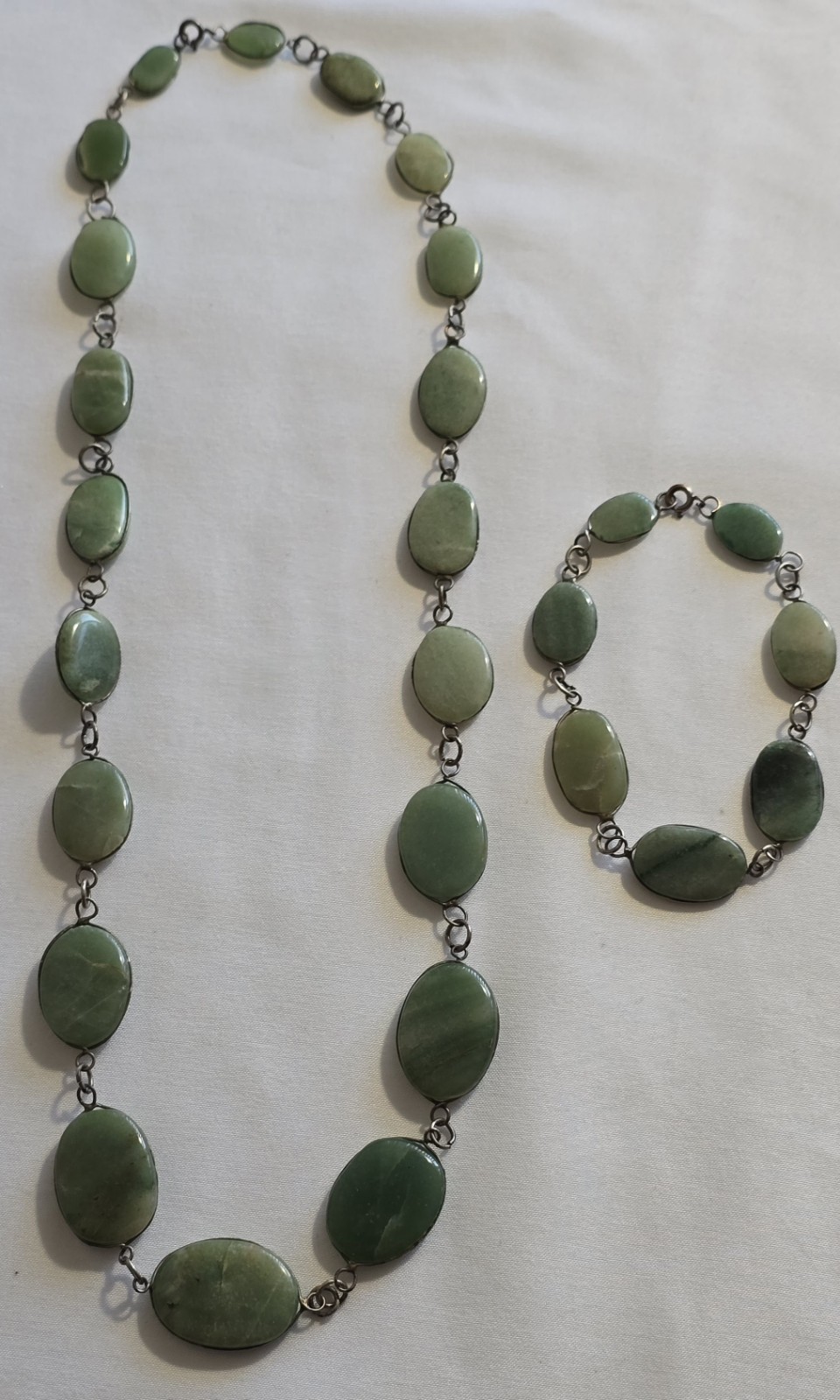 Vtg. 22″ Necklace & 8″ Bracelet Art Deco Light Green Aventurine?/Jade? Rare Find