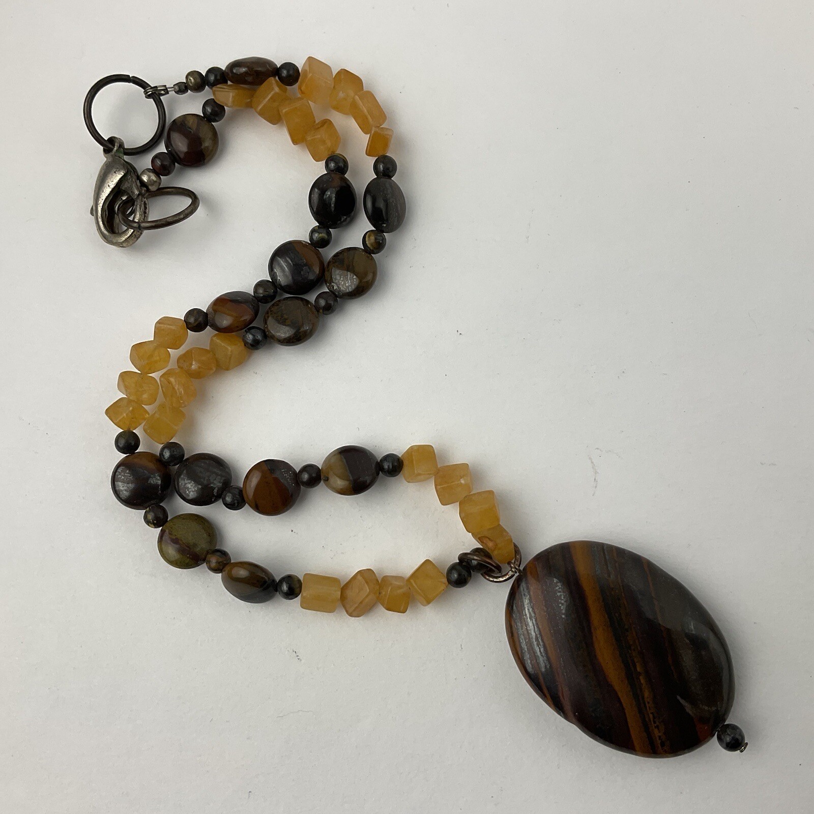 Vtg Genuine Brown Gold Tiger Iron Pendant Yellow Citrine Beaded Necklace Sz 17″