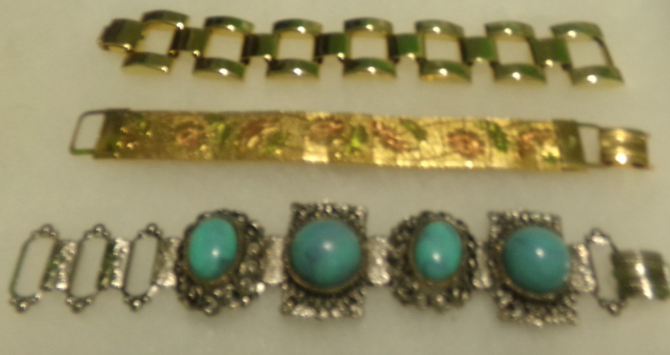 VINTAGE UNSIGNED BRACELET LOT