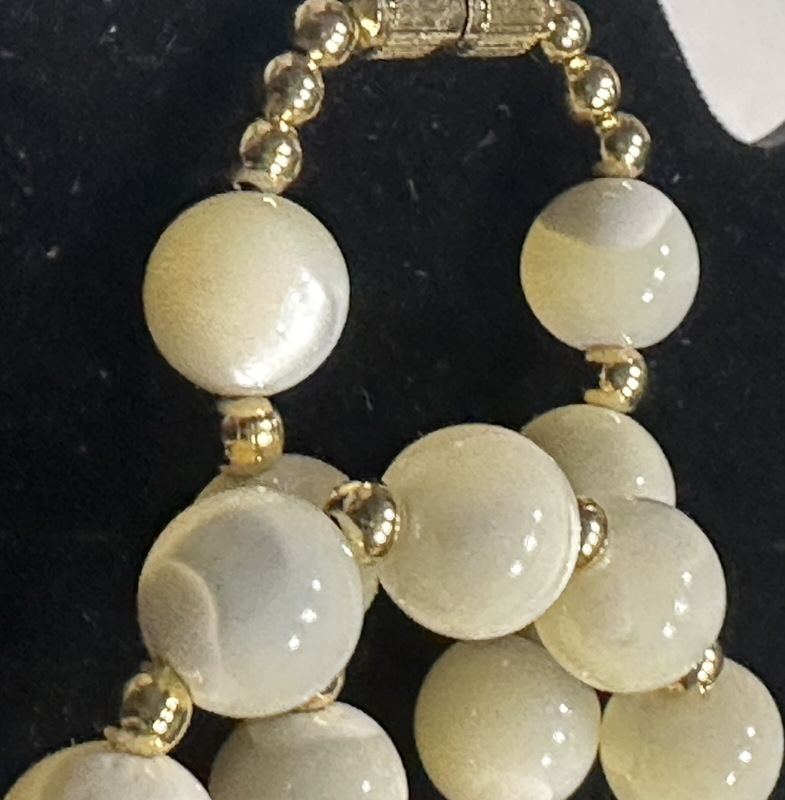 VTG Art Deco Opaline Opalite Opalescent Glass Bead Necklace 29” White