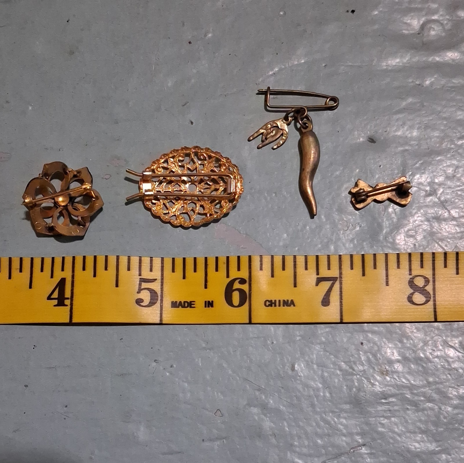 Vintage Mixed Lot Pins & Brooches Gold/Blue Tone Metal Fashion Unisex Adults 6pc