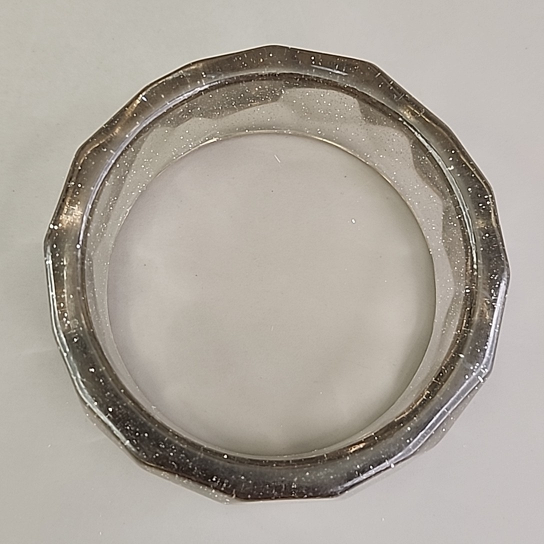 Vintage Lucite Bangle Bracelet Silver Tone Sparkle Glittered 7.5″