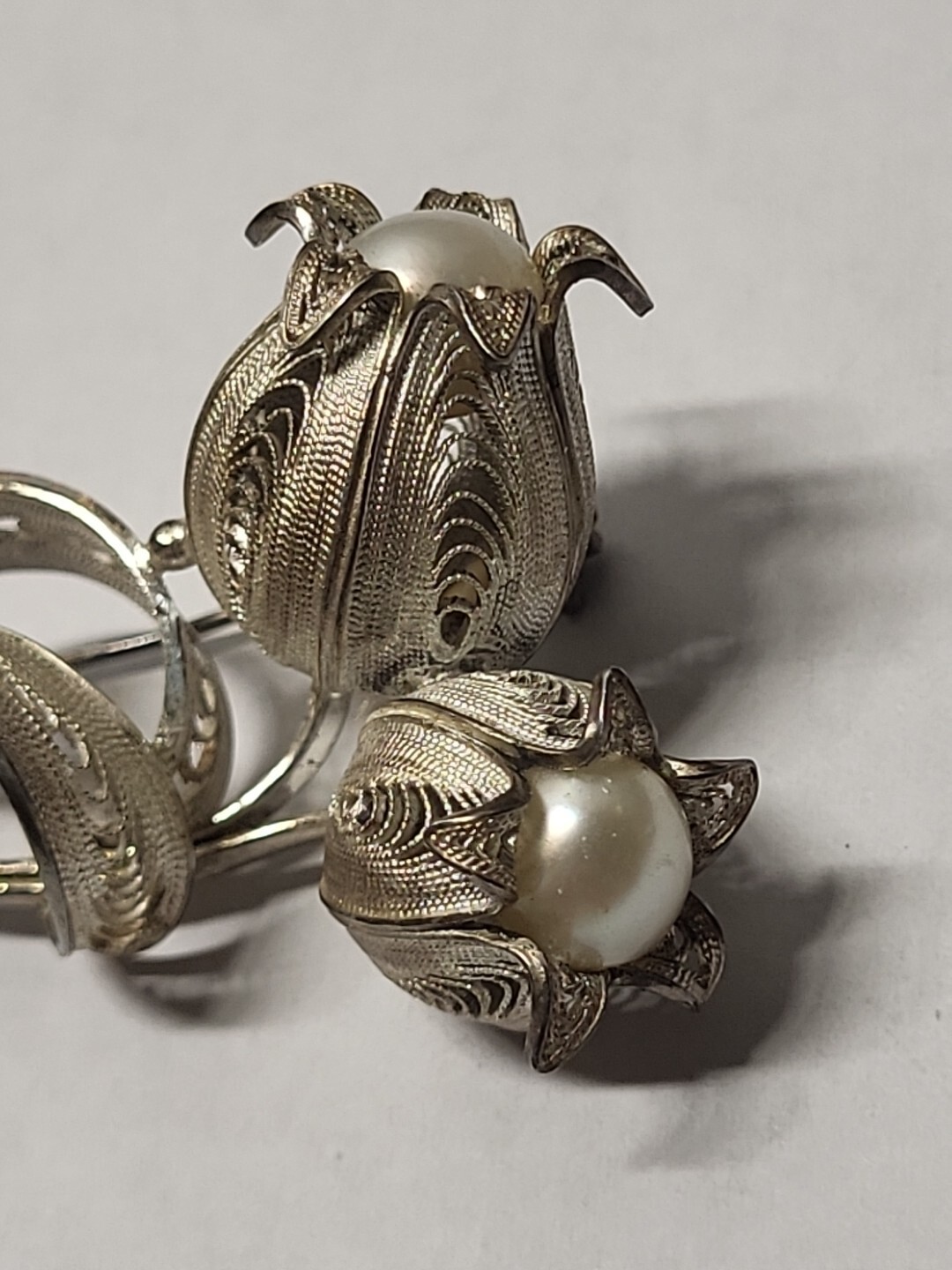 Sterling Silver Filigree Flower Vintage Japanese Akoya Cultured Pearl Brooch