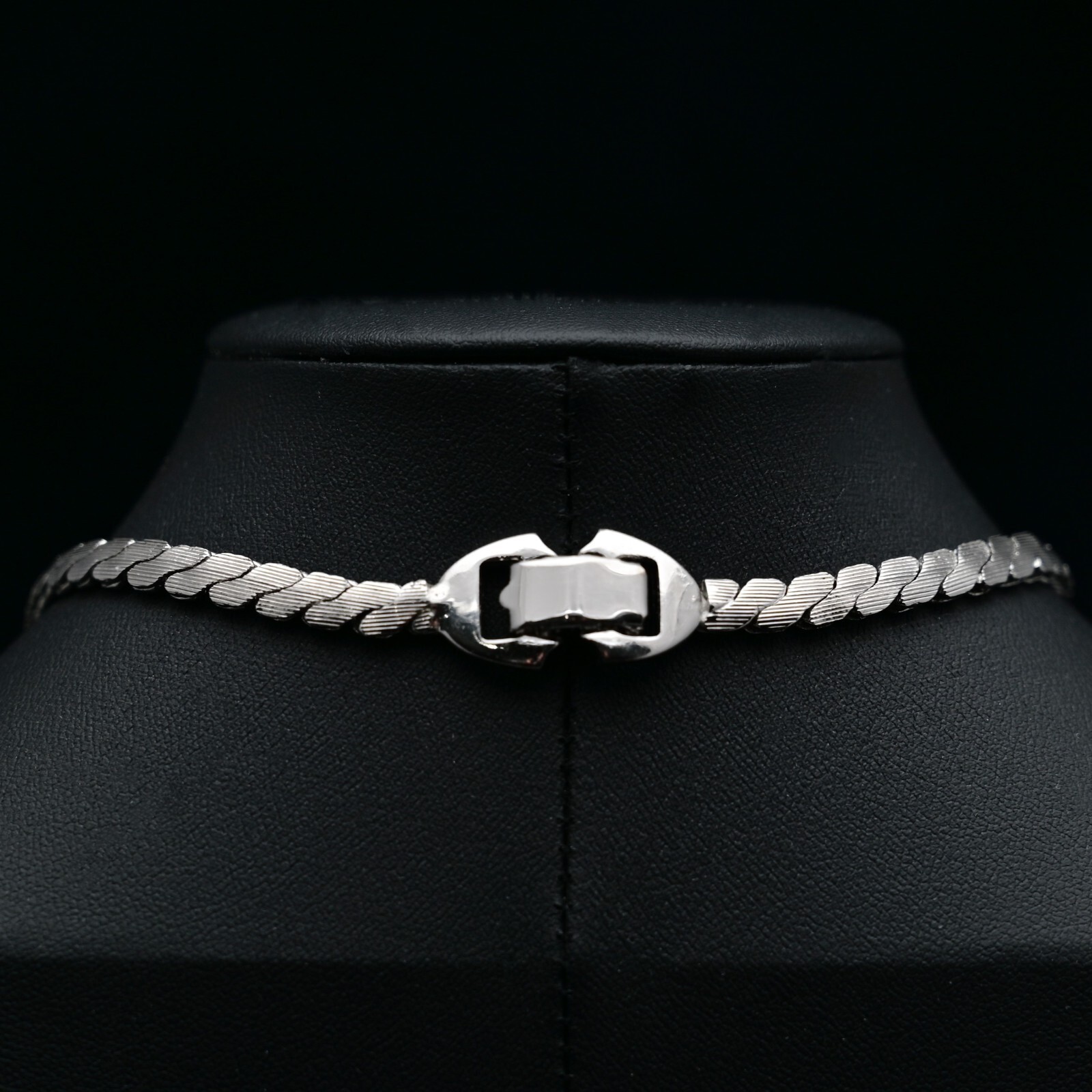 TARA Vintage Original White Gold Plated Silver Diamond Zirconia Pendant Necklace