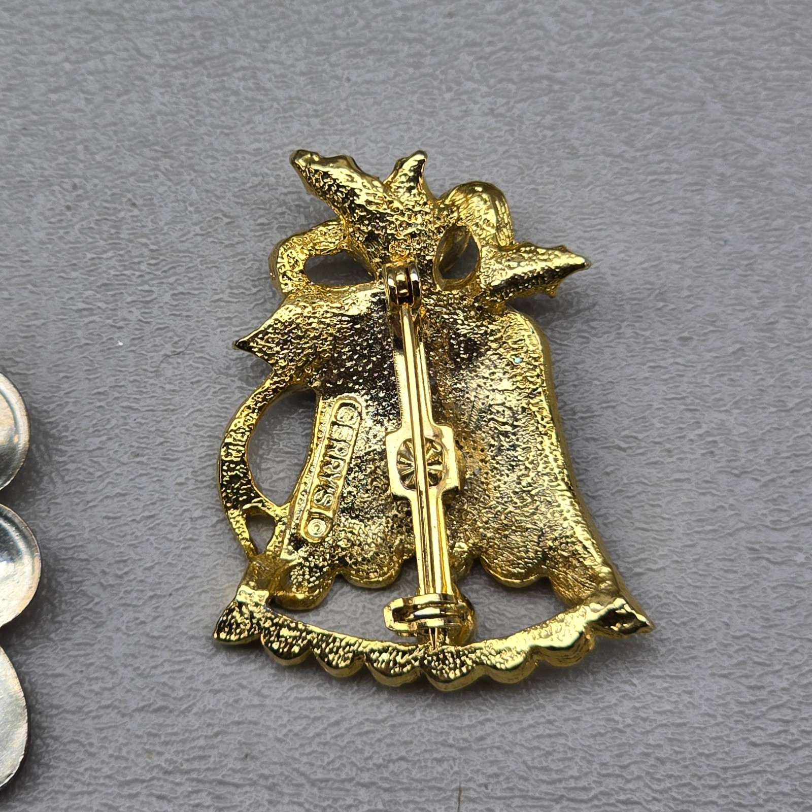Vintage Christmas Brooch Lot Candy Cane Tree Ornament Bell Gift Jane Signed 6 Pc