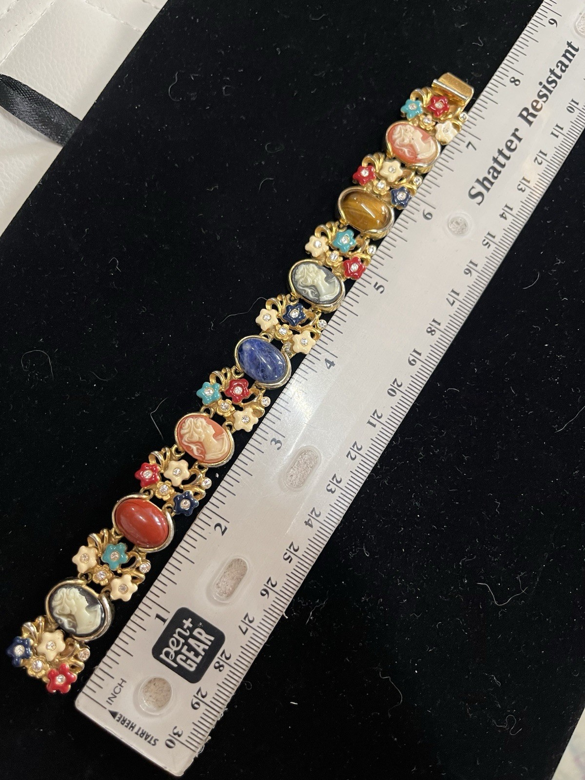 Camrose & Kross JBK Cameo Flower Stone Bracelet 7.25” Long AS IS For Repair