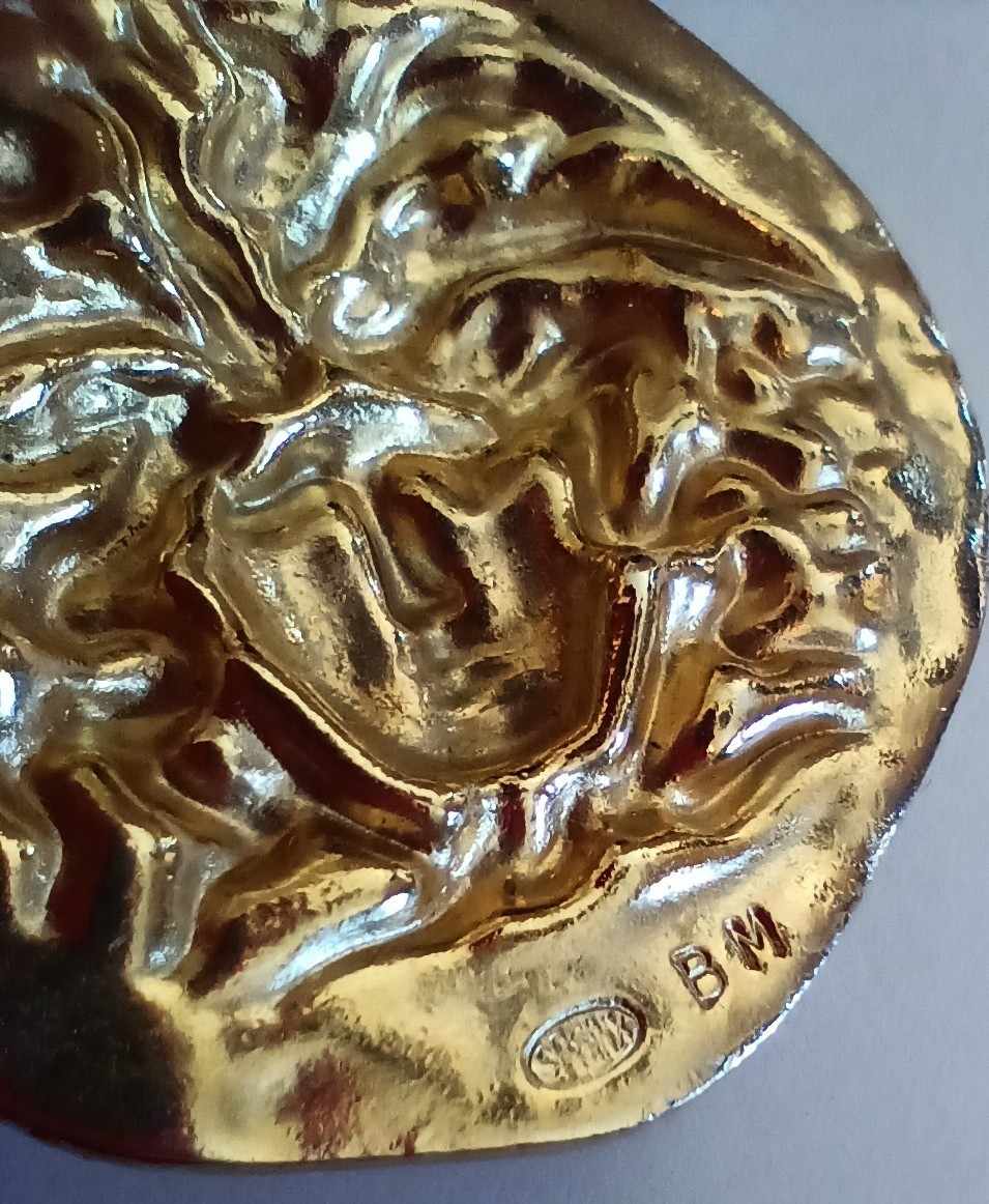 Vtg SPHINX Medusa Head Pendant British Museum Reproduction Replica Gold Tone 2″