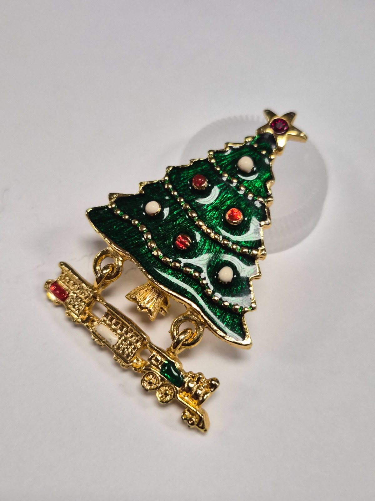 Vintage 80’s Gold Tone & Enamel Christmas Tree W/ Dangle Toy Train Pin / Brooch