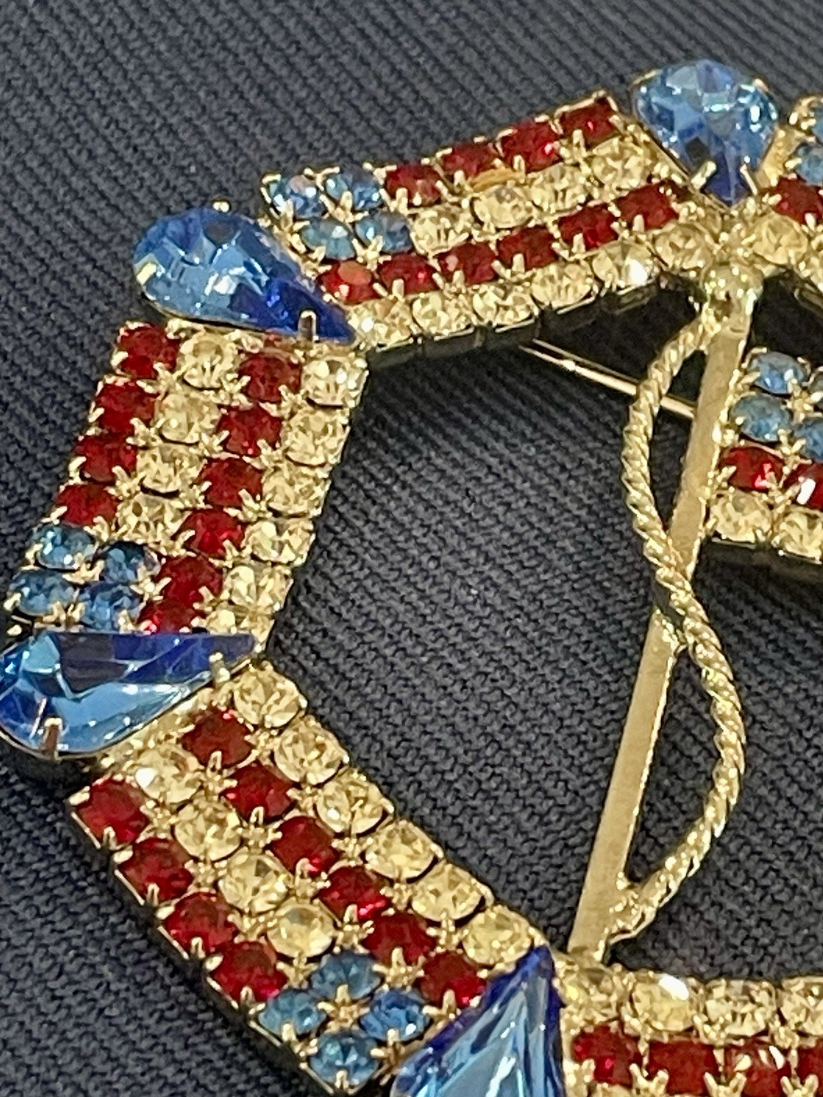 Vtg Dominique Red White (Clear) Blue Rhinestone Patriotic USA Flag Large Brooch