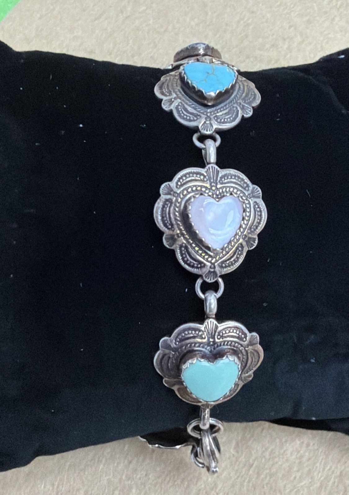 Gorgeous Carolyn Pollack QT Sterling Silver Multi-Stone Etched Heart Bracelet 7”