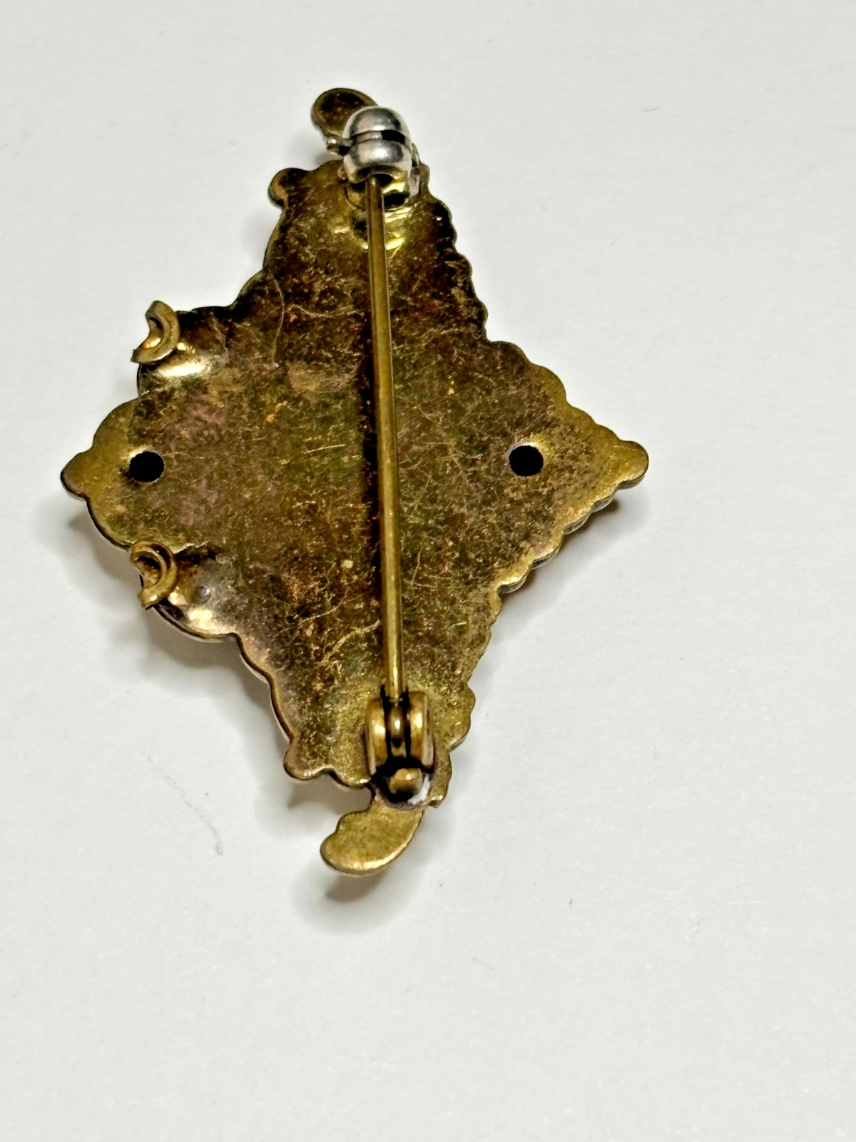 Antique Victorian Etruscan Style Pinchbeck Brooch