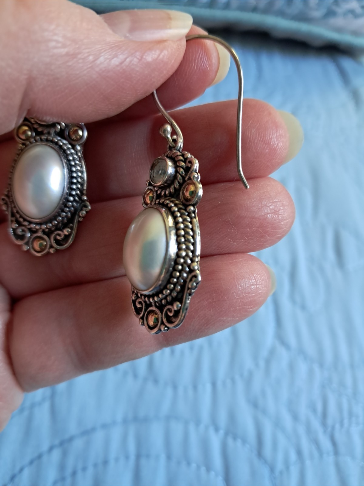 Vintage 18k Sterling Silver Pearl Robert Manse Designs Bali Style Earrings