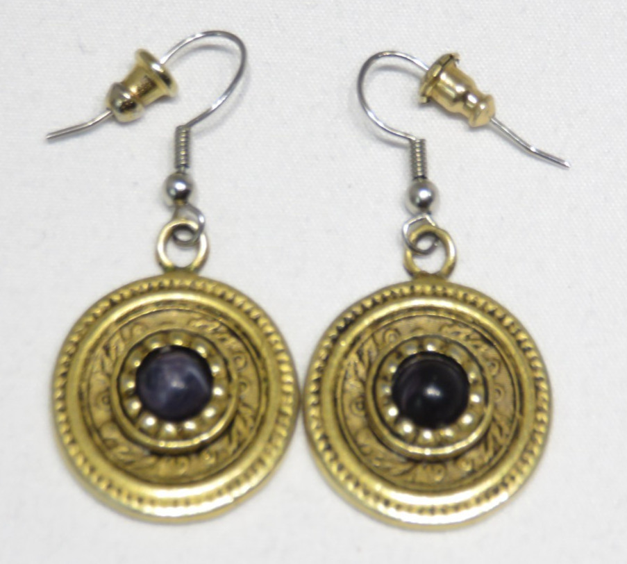 Vintage EH Gold Tone Dark Gem Centered Hook Back Earrings Lot 2416 lisasfinds