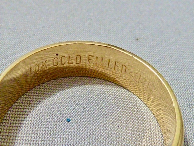 70’S NEW OLD STOCK 10K YELLOW GOLD FILLED 6 MM WIDE SIZE 9 BAND RING