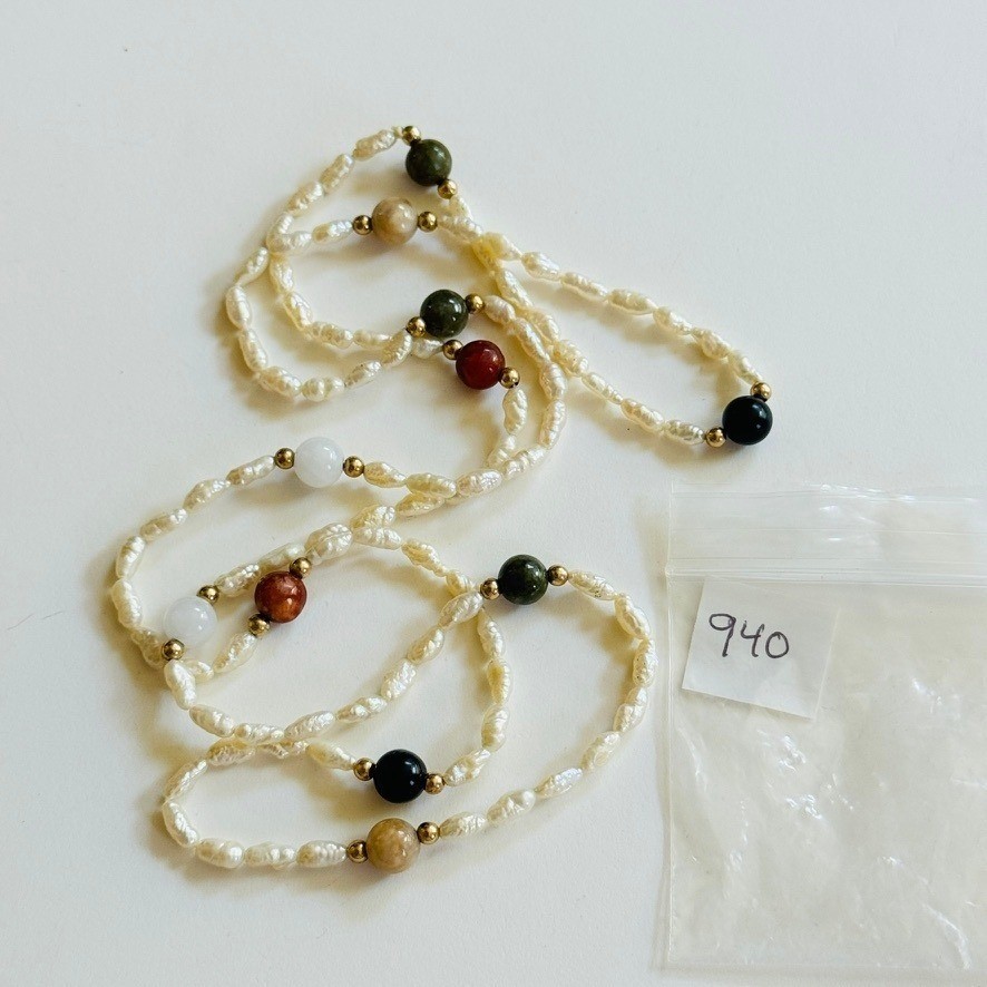 FreshWater Baroque Seed Pearl Necklace VTG Beads onyx quartz Fresh Water 30″L