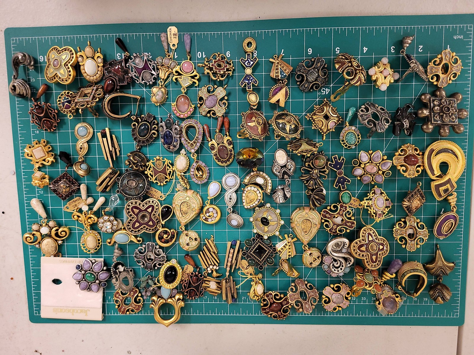 Vintage Costume Jewelry Lot Brooches Pendants Earrings Mixed Styles Gold Tone