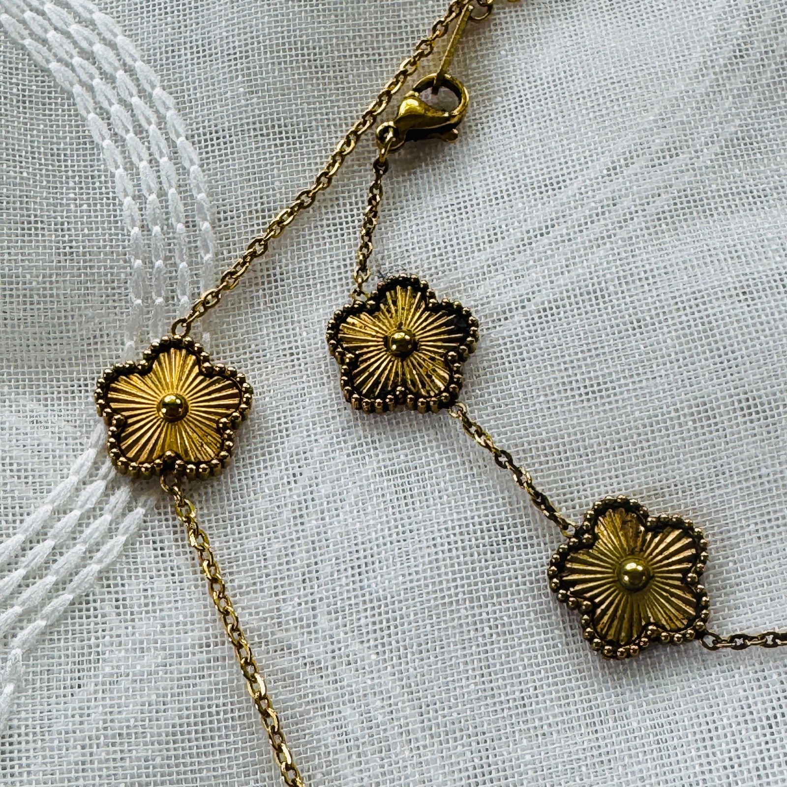 Vintage Gold Tone Flower Link Necklace & Bracelet Set Floral Statement