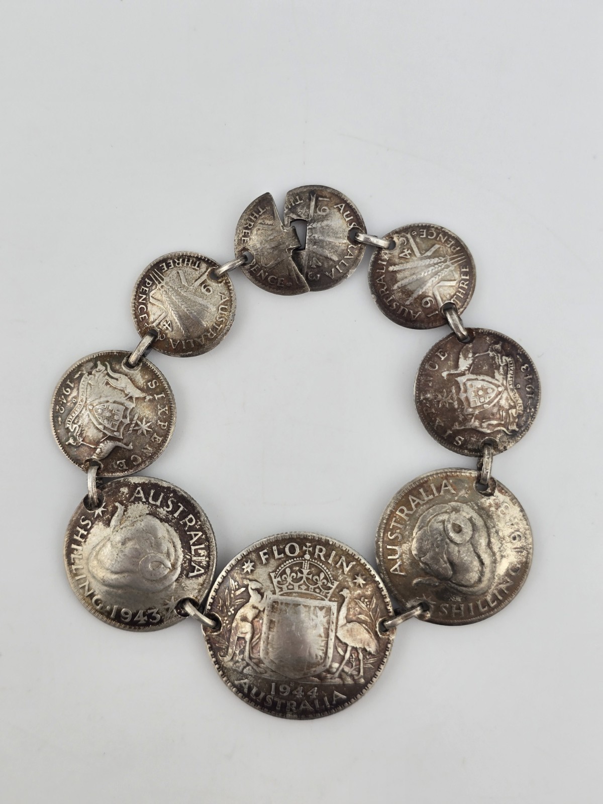 Vintage 1944 Australian Coin Trench Art Charm Link Artisan Bracelet