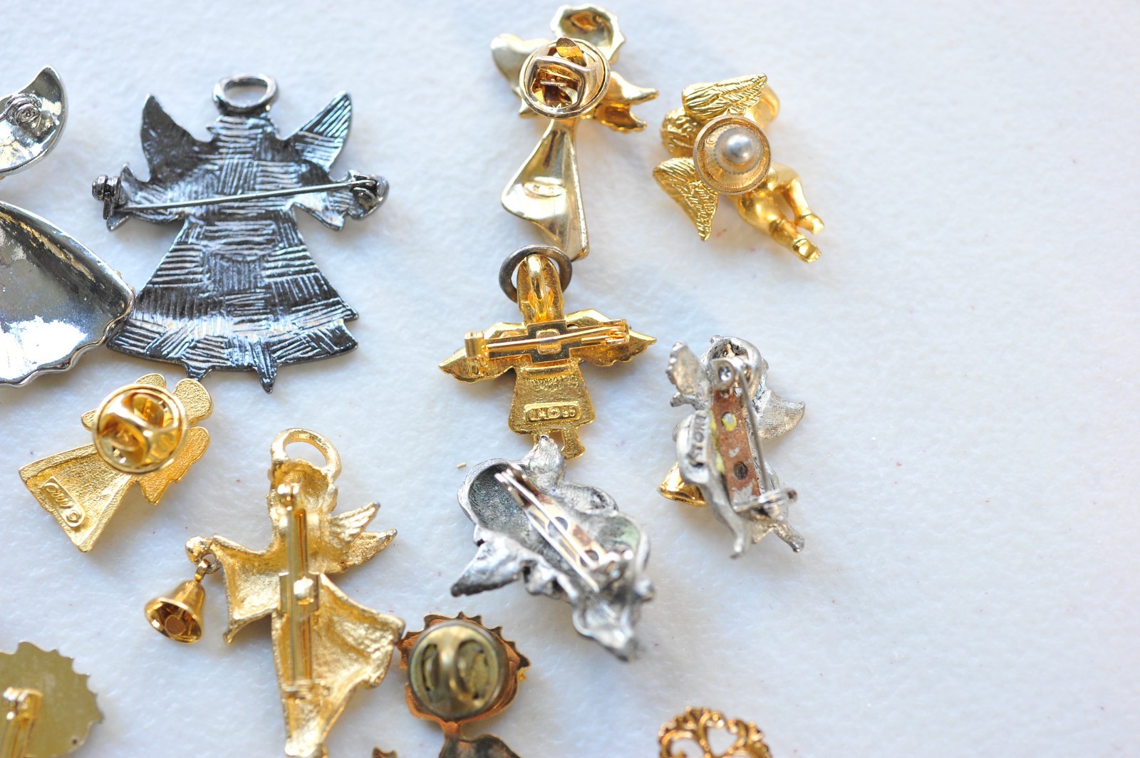 Large LOT ANGELS BROOCH pin gold silver rhinestone enamel 1 signed jane MN12