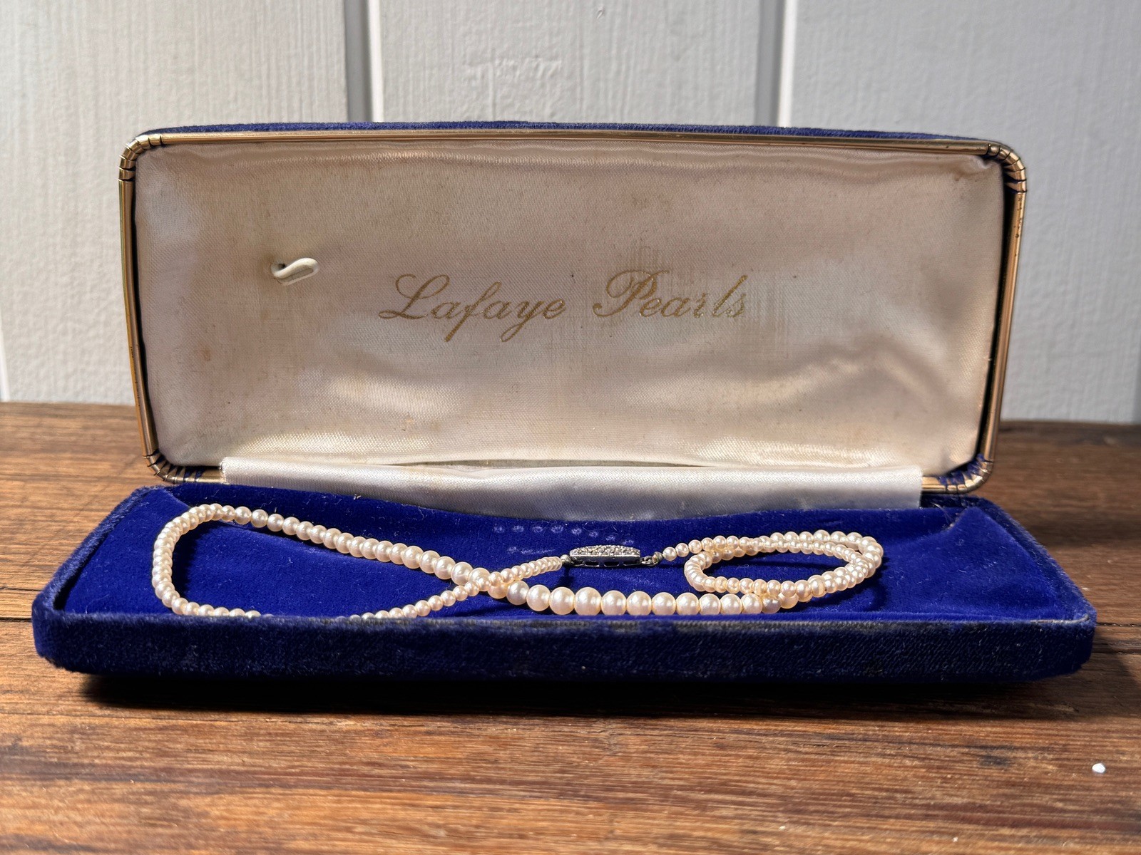 Vintage c.1920’s ‘LAFAYE PEARLS’ Melbourne Australia Pearl Necklace Silver Clasp