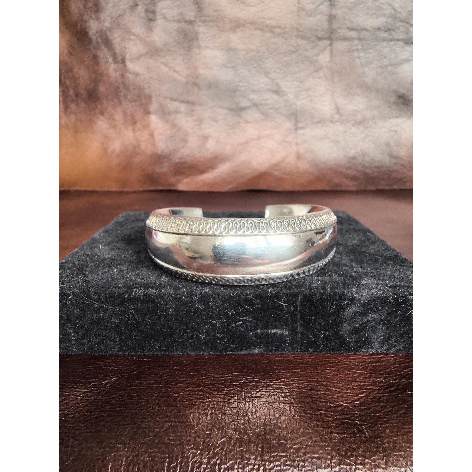 Vintage Sterling Silver 925 Wide Cuff Bracelet Rattles Textured Border 6.75″