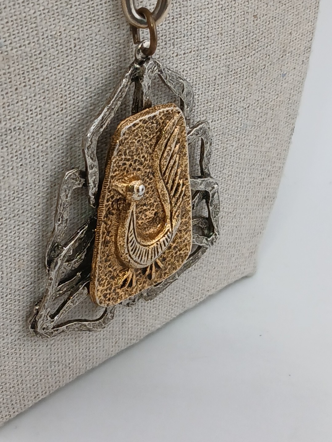 RARE SIGNED ART TWO TONE Brutalist hammered bird design pendant necklace