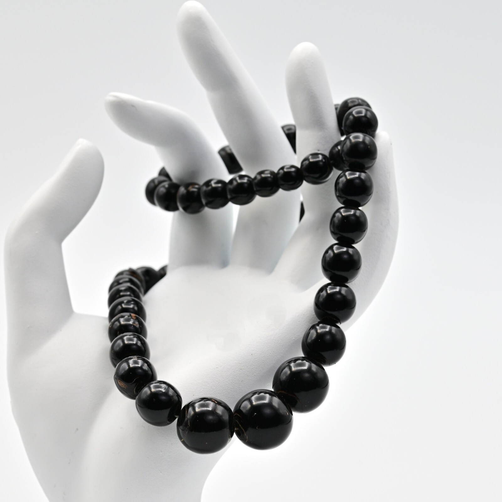 Original Vintage Black Onyx Amber Nephrite Jade Beaded Gemstone Estate Necklace