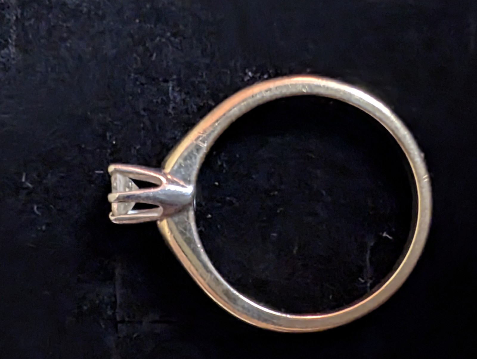 14K Yellow Gold Ring w White Gold Head Diamond Solitaire Sz 6