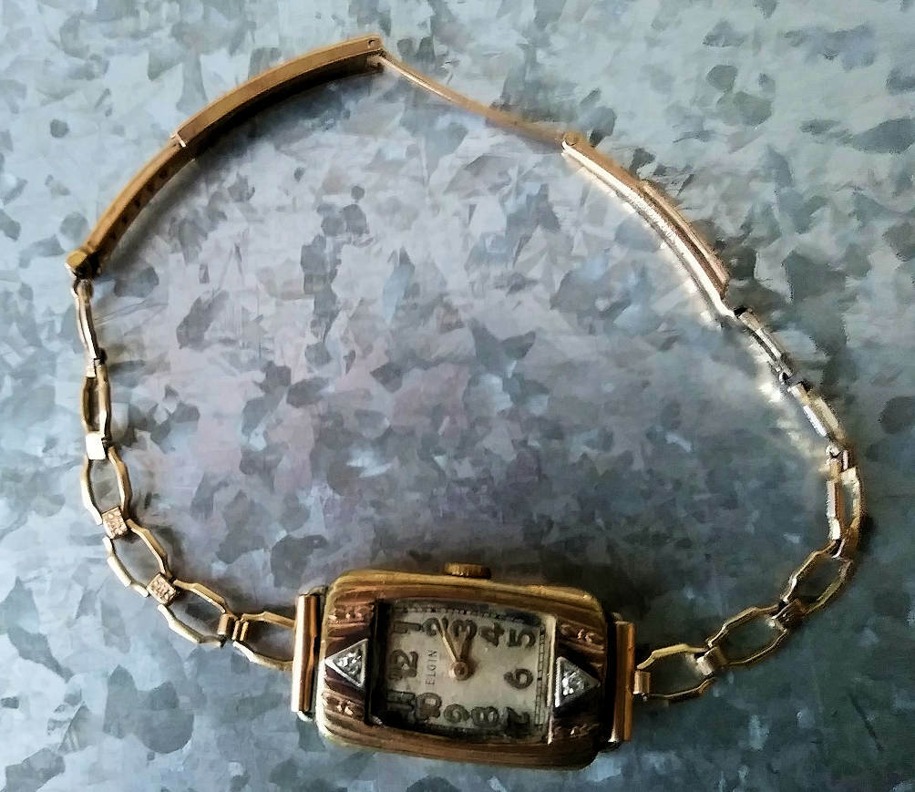 Vintage Elgin Ladies Watch “Art Deco” 1935 W/ Celluloid case