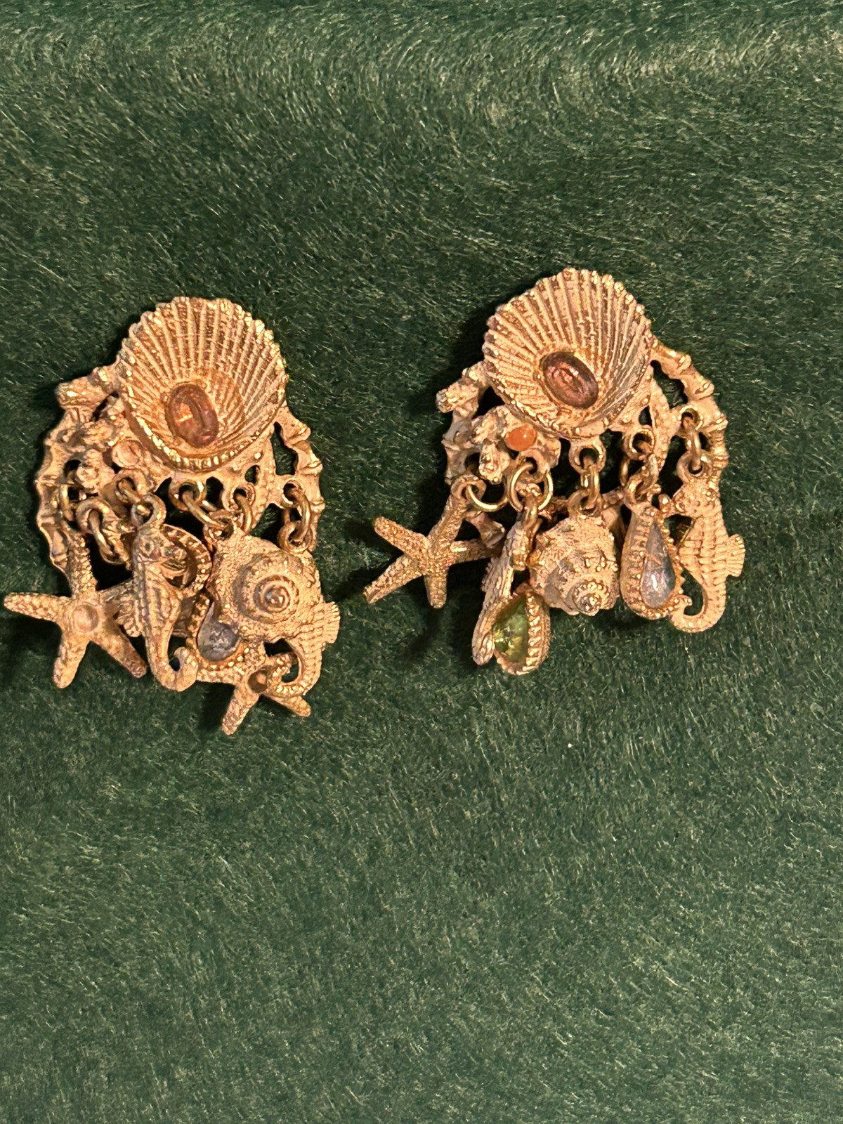 ART GOLD TONE BEACH THEME CLIP EARRINGS NAUTICAL STATEMENT