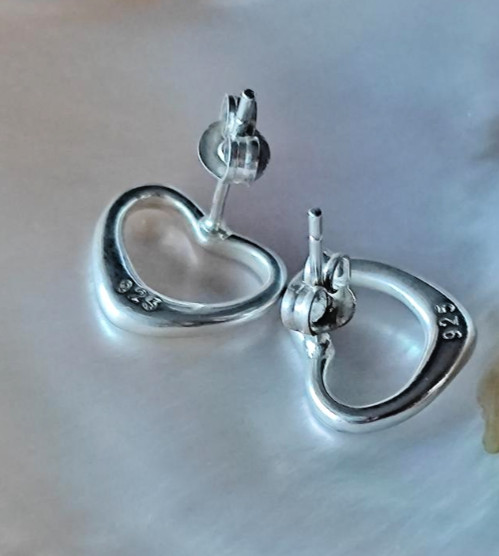 Vintage 925 Sterling Silver Open Heart Stud Earrings 1.8g Women’s Jewelry