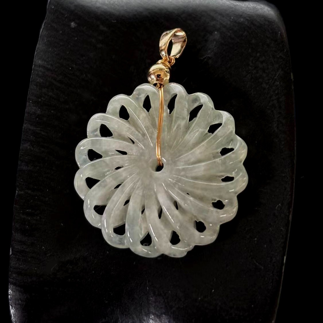Natural Green Jade Jadeite Handmade Hollow-out Pendant Round, Free Necklace