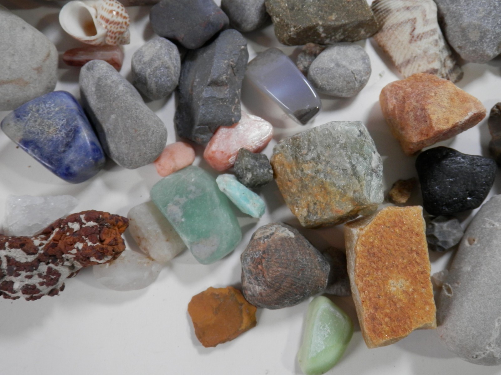 Assorted Gemstone & Agate Rock Lot Polished & Unpolished Loose Multiple Sizes