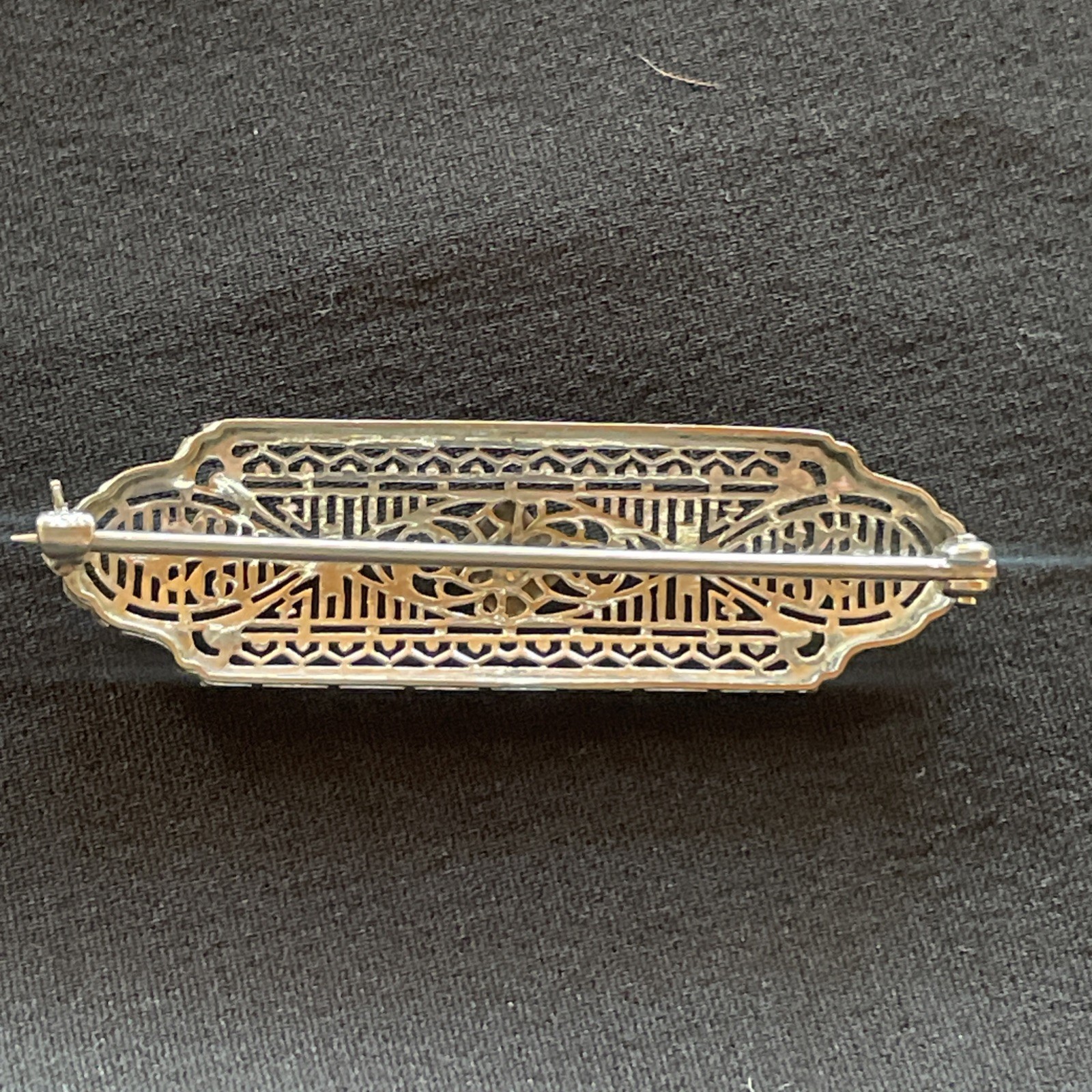 Antique Edwardian Art Deco 10k White Gold Filigree Mine Diamond Bar Brooch Pin
